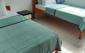 Raudhah Family Homestay At Klia 3Rooms & 2Bath Room